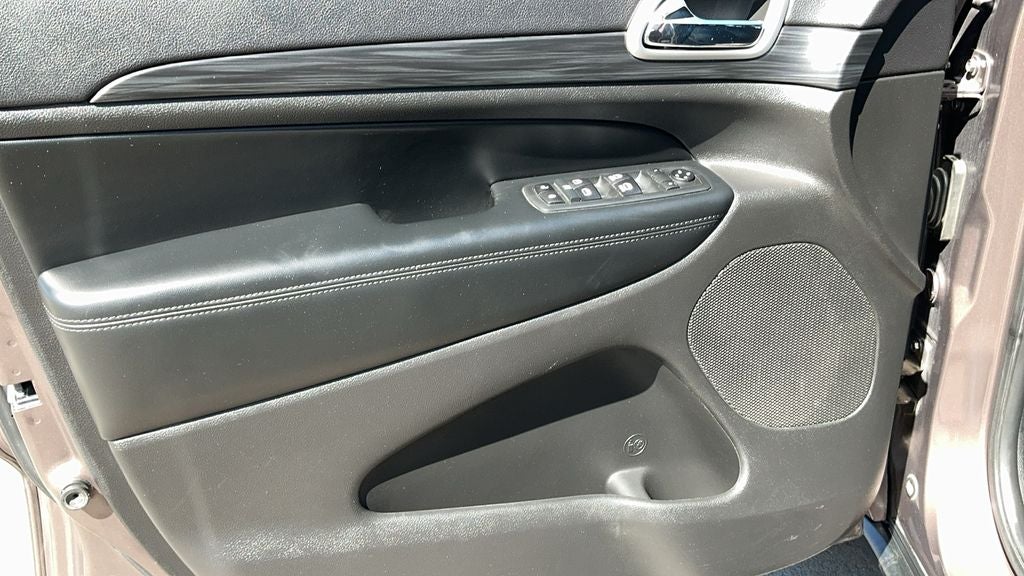 2020 Jeep Grand Cherokee Laredo E