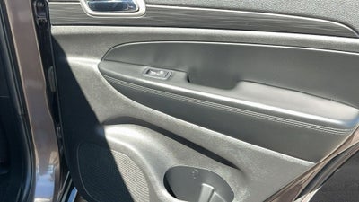 2020 Jeep Grand Cherokee Laredo E