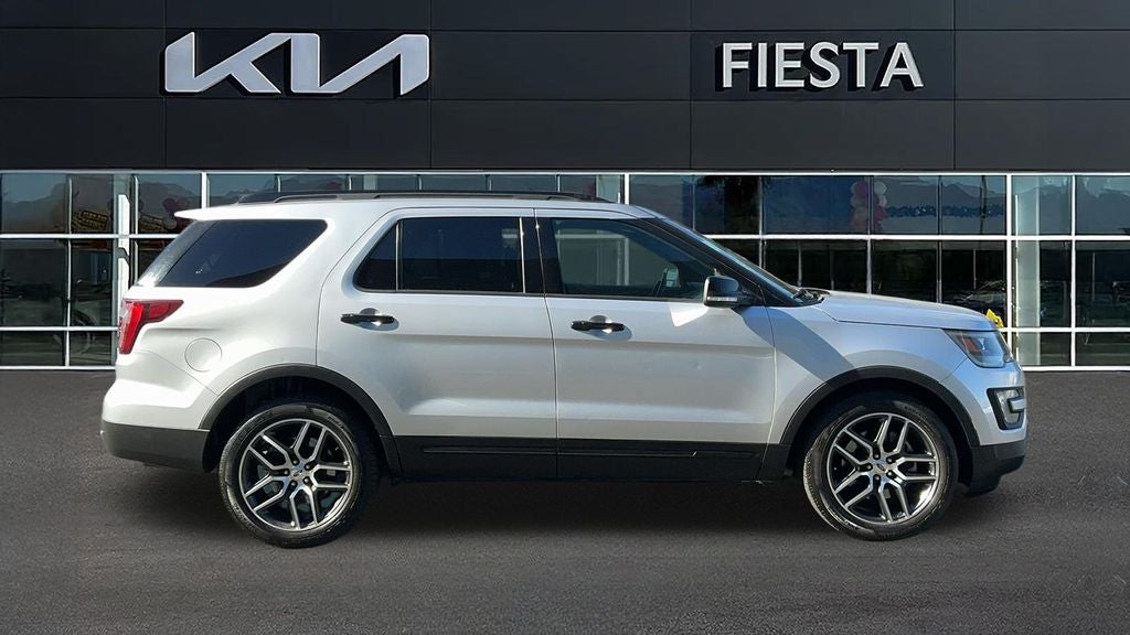 2016 Ford Explorer Sport