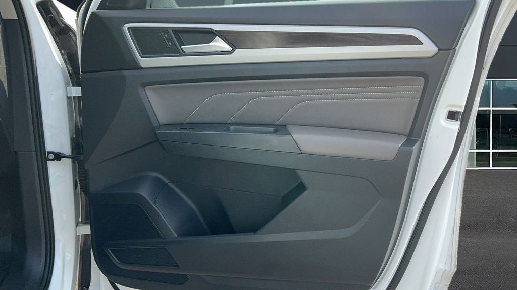 2021 Volkswagen Atlas 3.6L V6 SE w/Technology