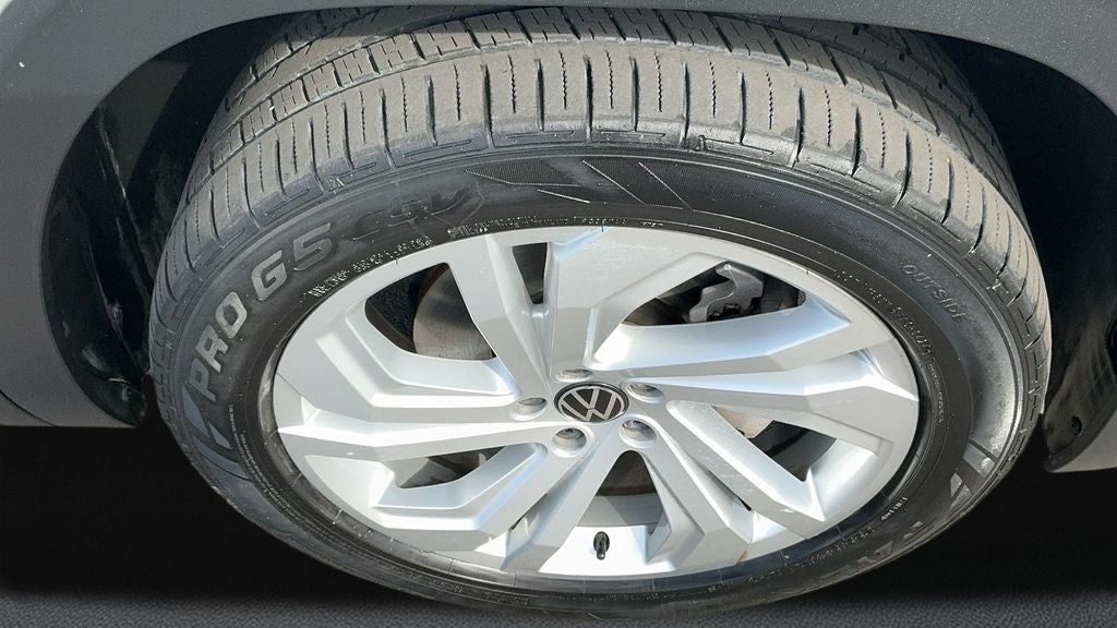2021 Volkswagen Atlas 3.6L V6 SE w/Technology