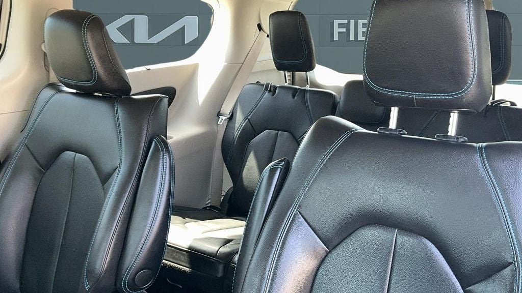 2021 Chrysler Pacifica Hybrid Touring L