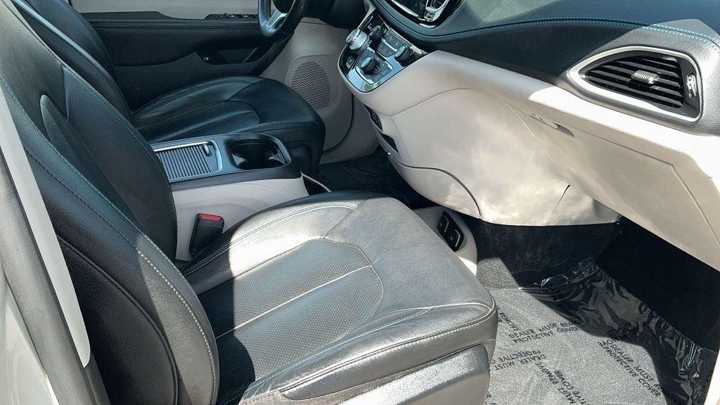 2021 Chrysler Pacifica Hybrid Touring L