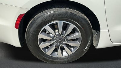 2021 Chrysler Pacifica Hybrid Touring L