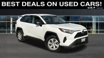 2024 Toyota RAV4 LE
