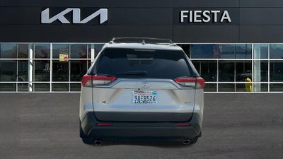2022 Toyota RAV4 XLE