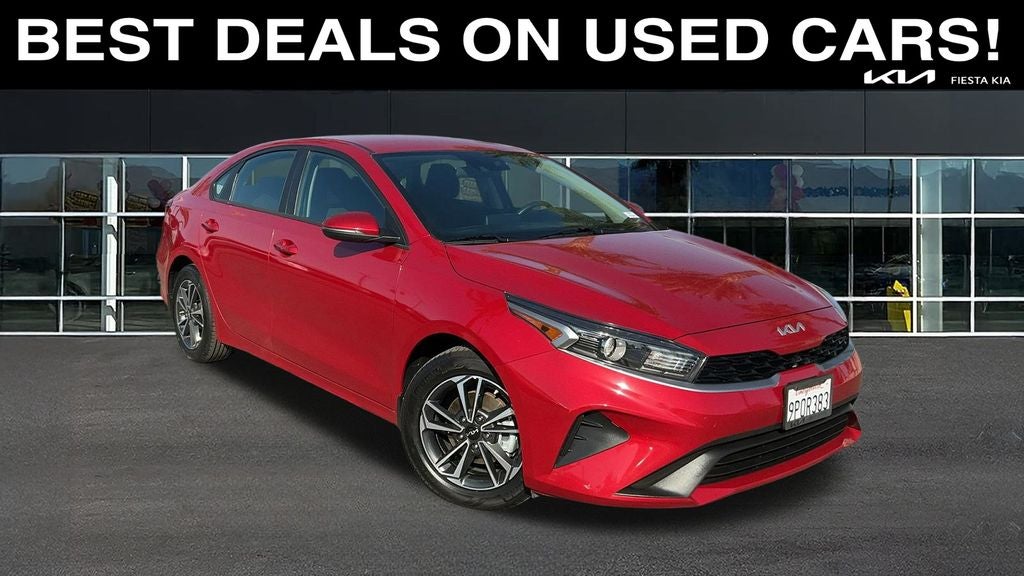 2024 Kia Forte LXS AT's photo