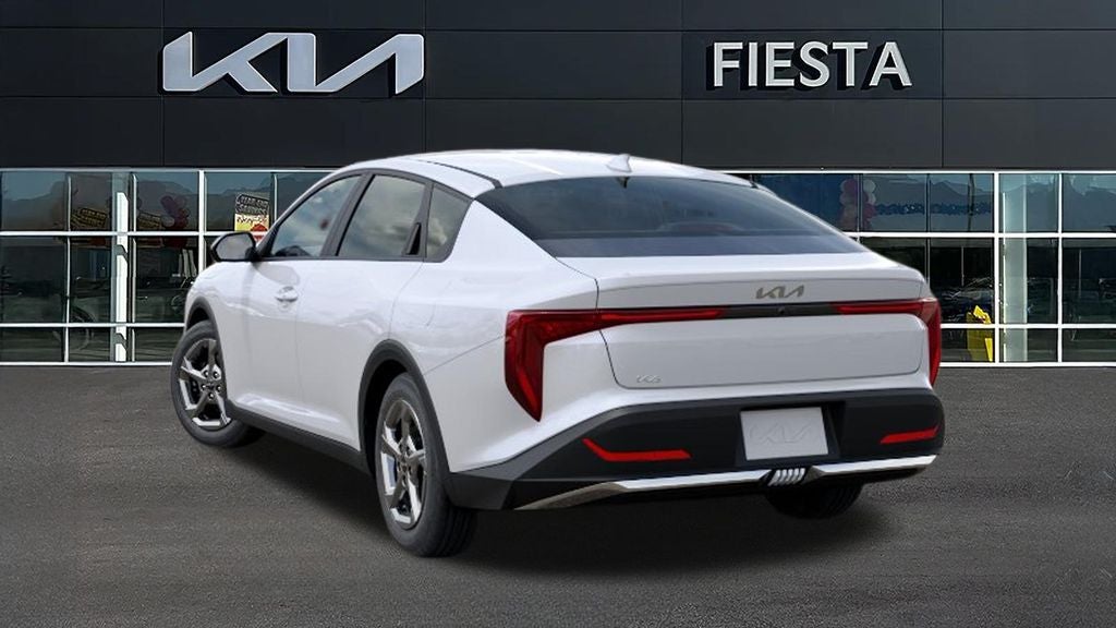 2026 Kia K4 LXS