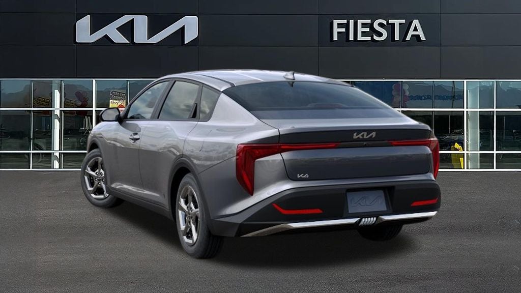 2026 Kia K4 LXS