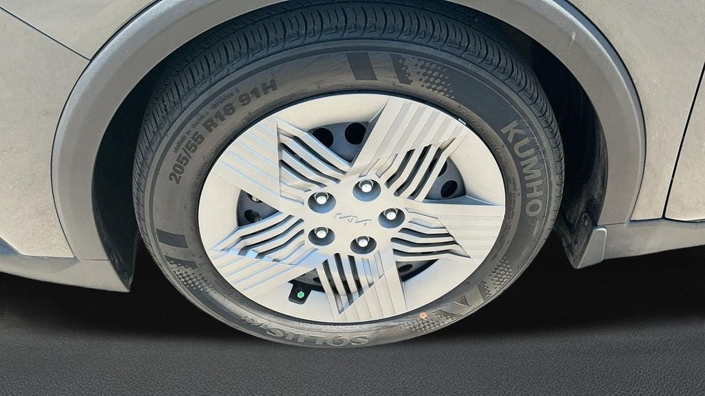 2025 Kia K4 LX