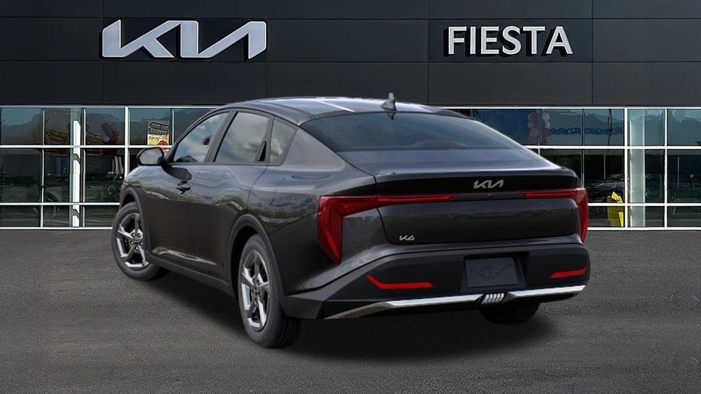 2026 Kia K4 LXS