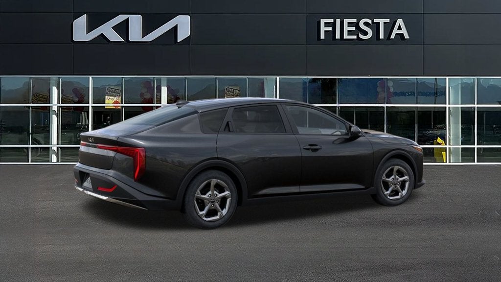 2027 Kia K4 LXS