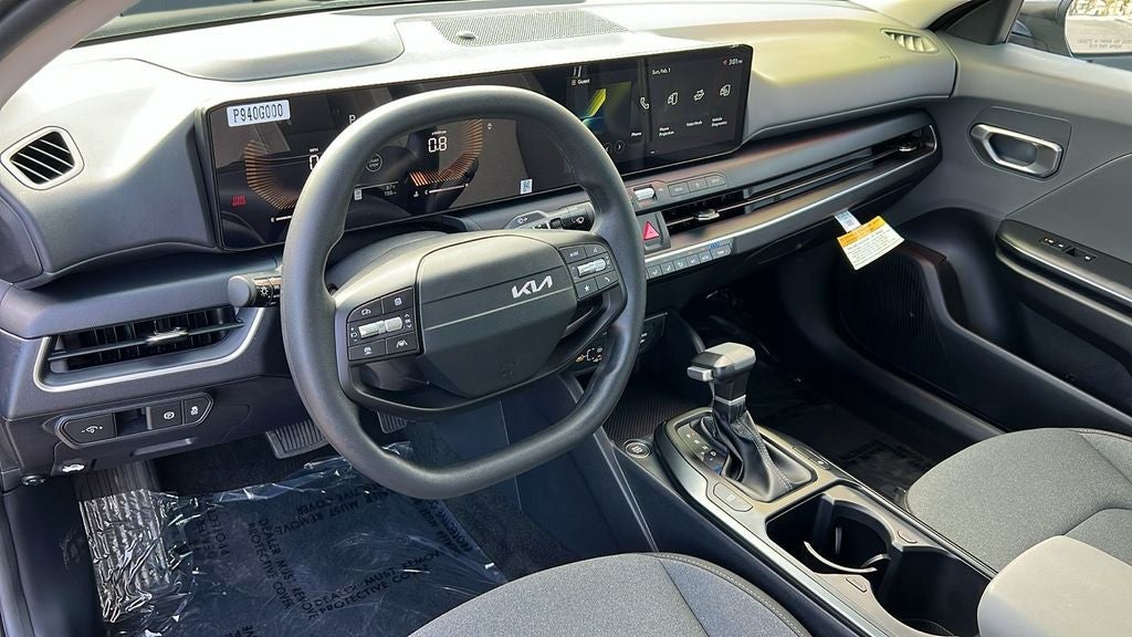 2025 Kia K4 LX
