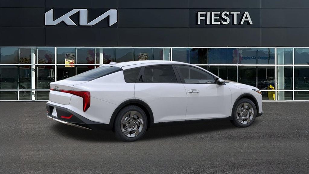 2026 Kia K4 LX