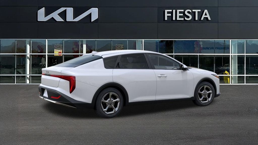 2026 Kia K4 Base