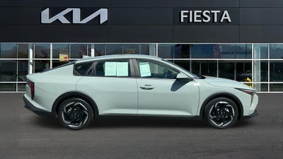 2025 Kia K4 EX