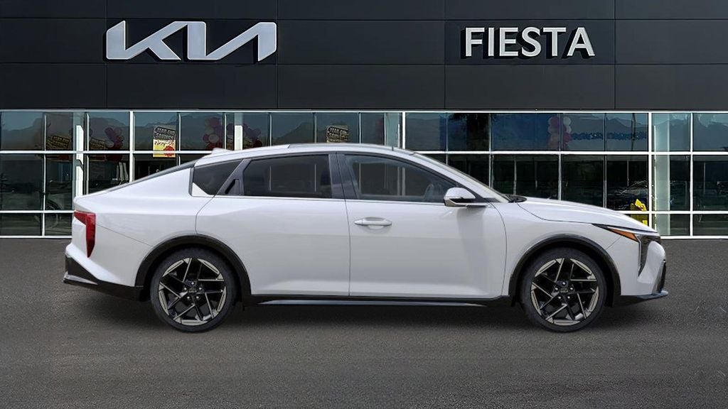 2025 Kia K4 GT-Line