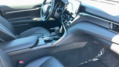 2024 Toyota Camry Hybrid SE