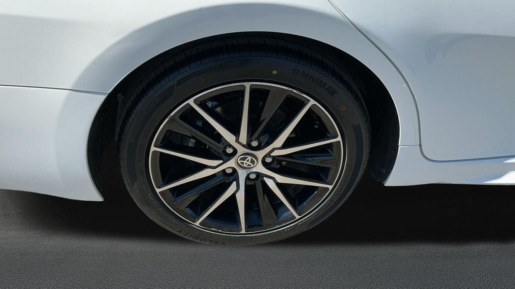 2024 Toyota Camry Hybrid SE