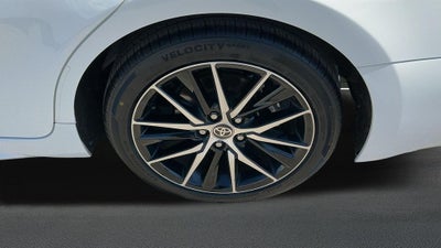 2024 Toyota Camry Hybrid SE