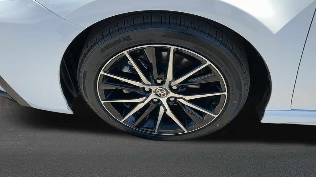 2024 Toyota Camry Hybrid SE