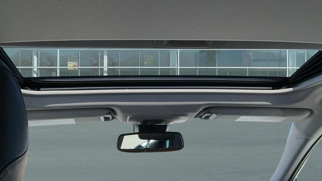 2024 Toyota Camry Hybrid SE