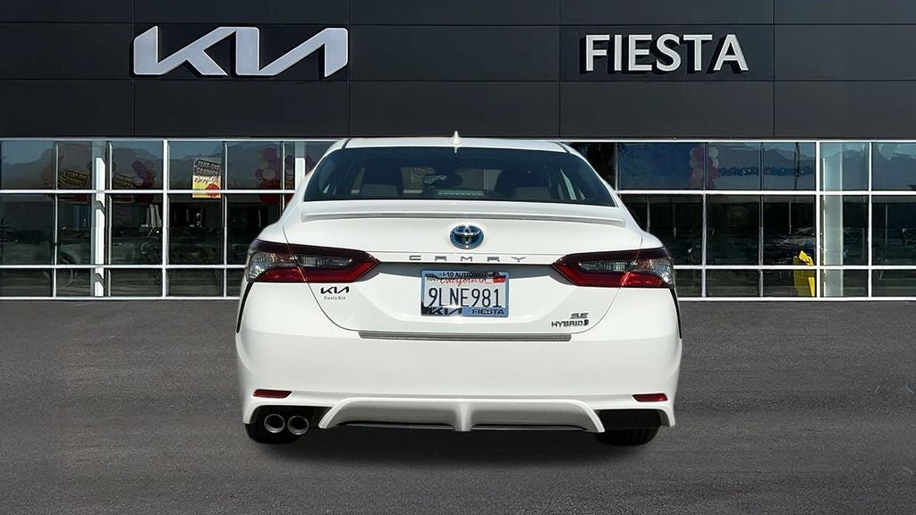 2024 Toyota Camry Hybrid SE