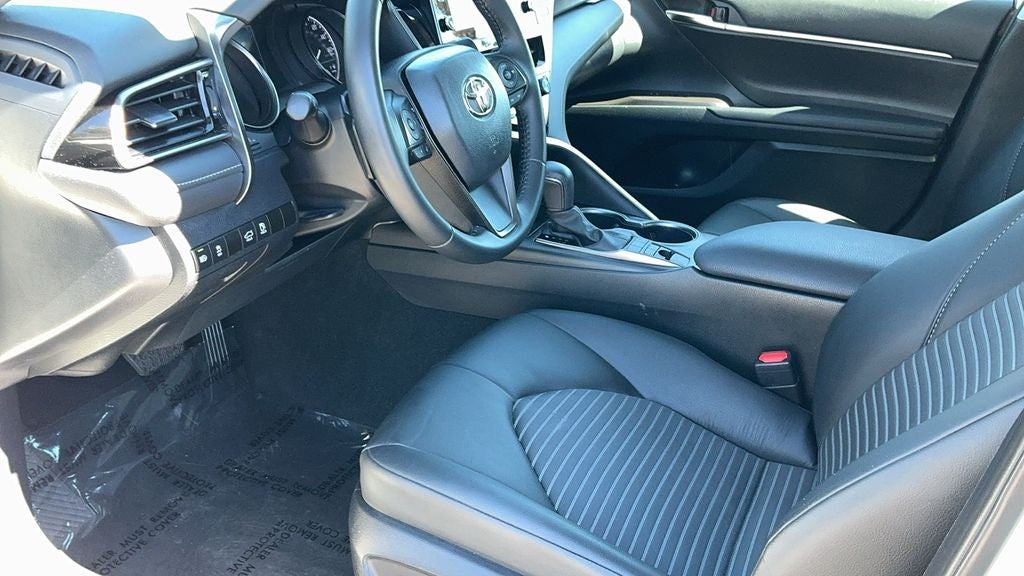 2024 Toyota Camry Hybrid SE