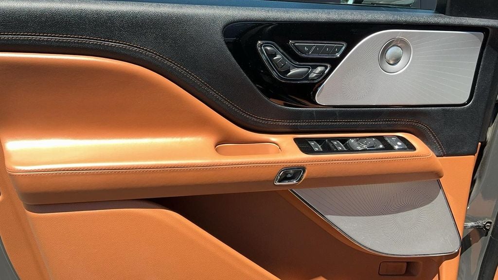 2020 Lincoln Aviator Black Label