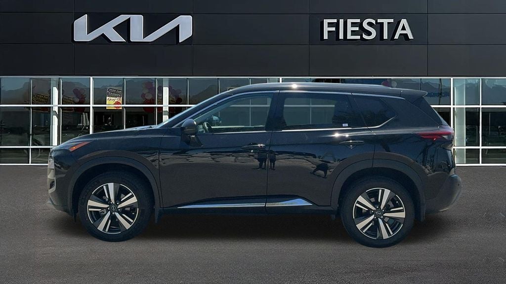 2022 Nissan Rogue SL