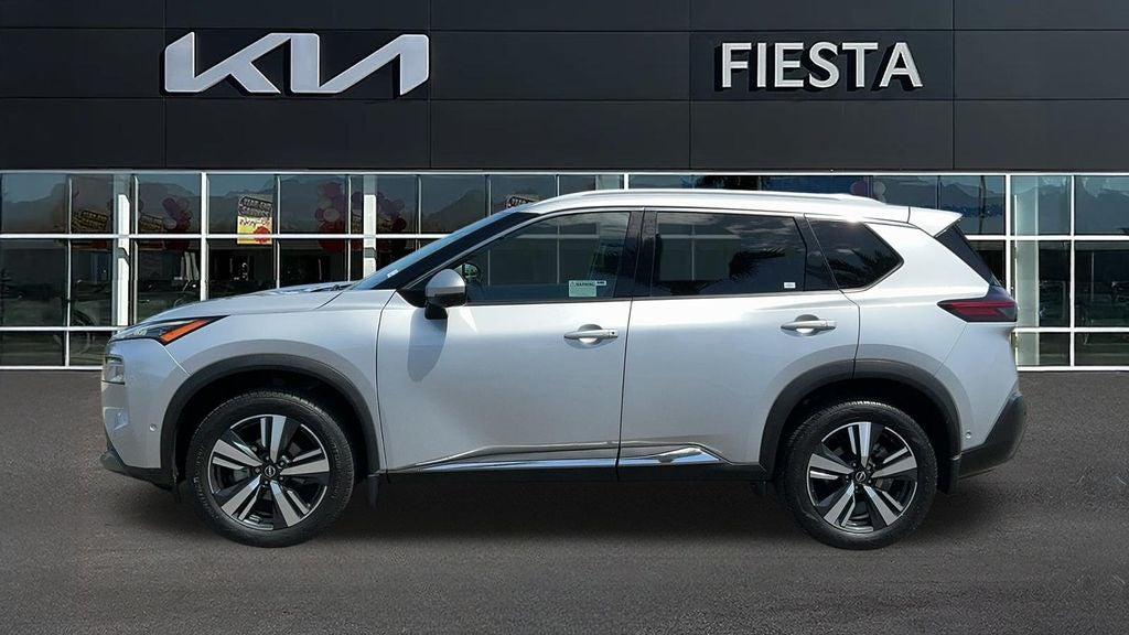 2023 Nissan Rogue SL