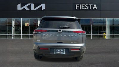 2024 Nissan Pathfinder SV