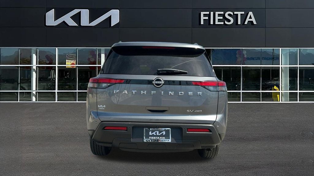 2024 Nissan Pathfinder SV