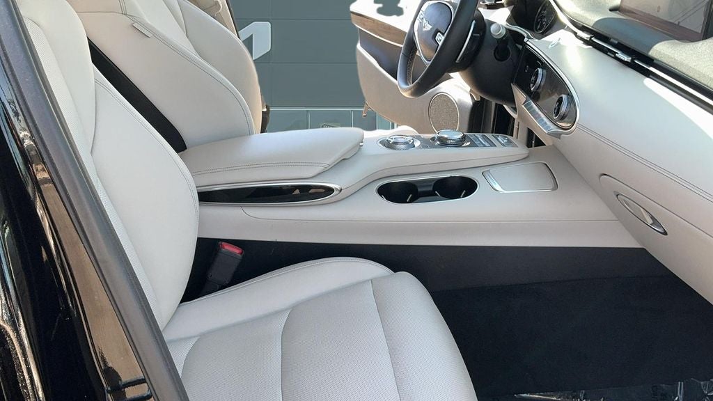 2025 Genesis GV70 2.5T
