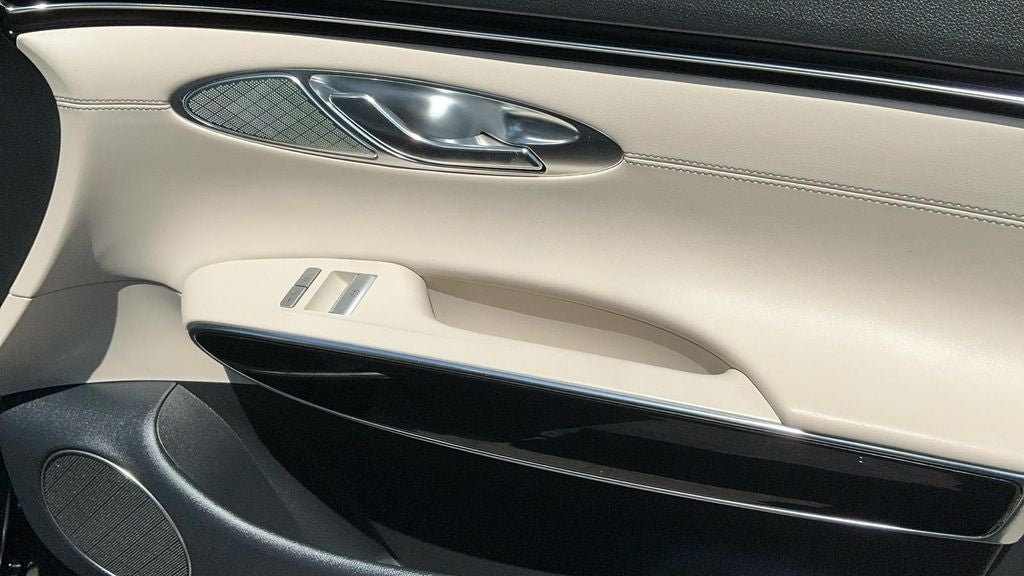 2025 Genesis GV70 2.5T