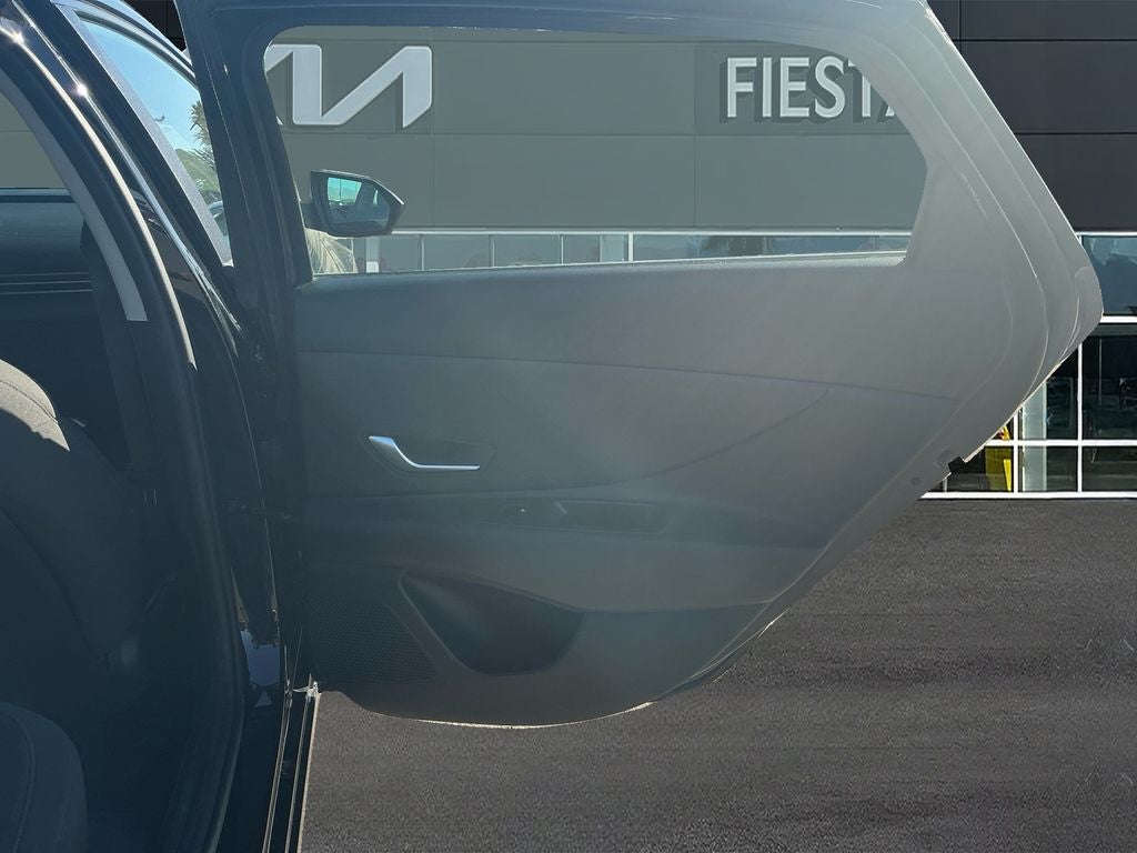 2022 Hyundai Elantra SE