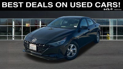 2022 Hyundai Elantra SE