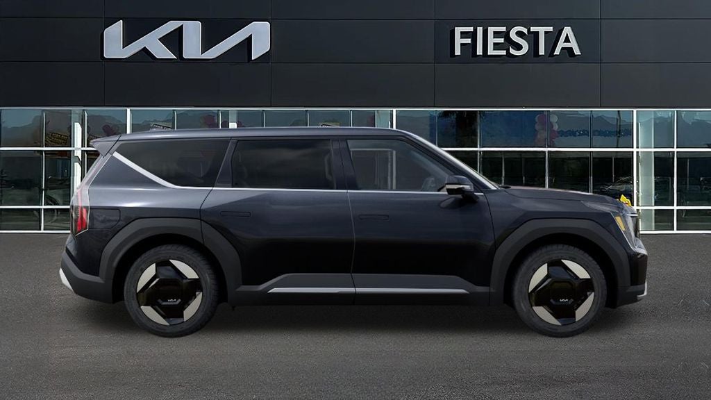 2026 Kia EV9 Light Long Range
