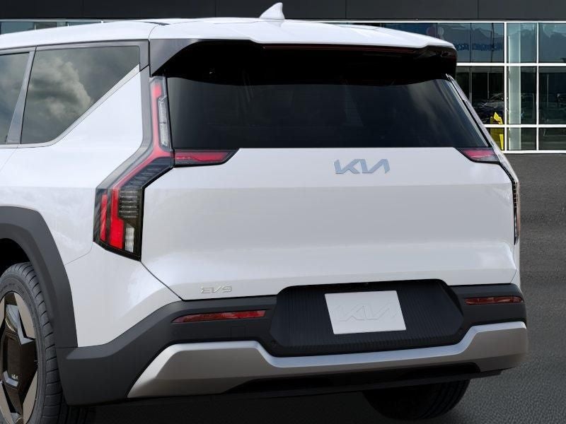 2026 Kia EV9 Light Long Range