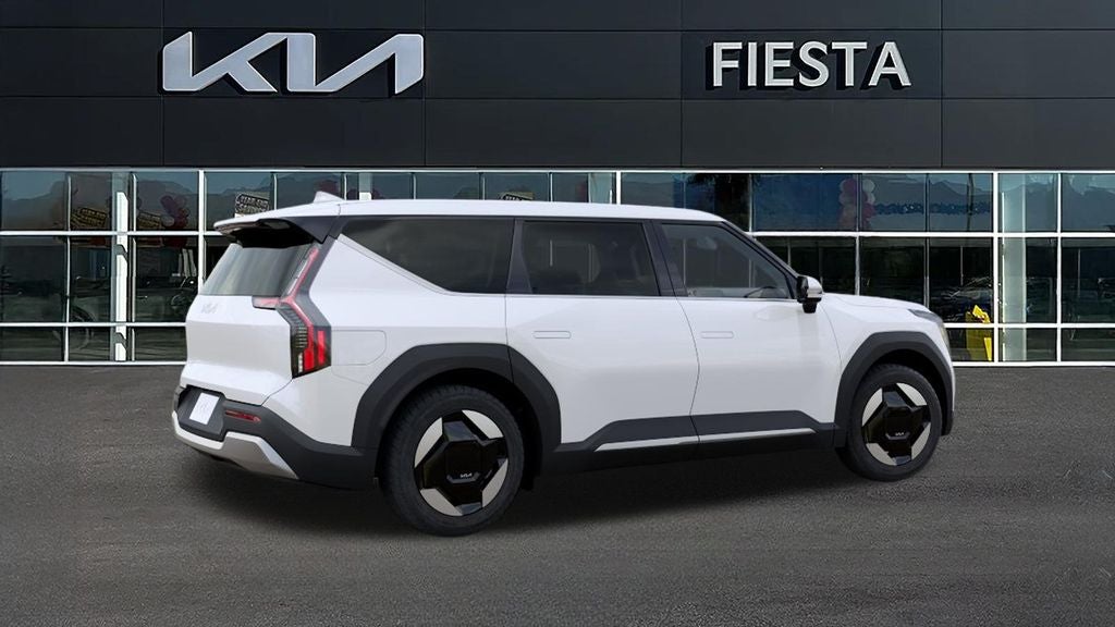 2026 Kia EV9 Light Long Range