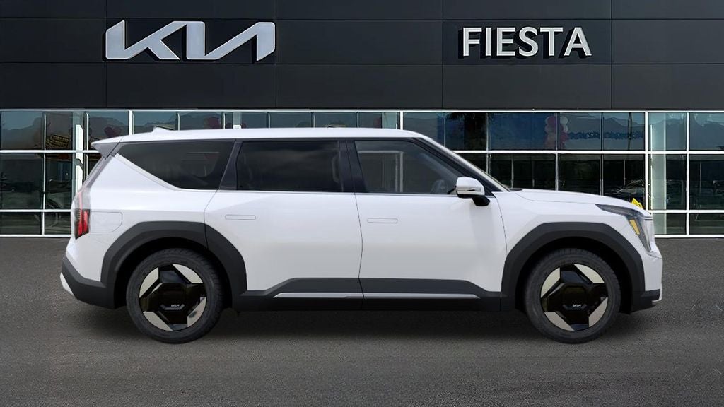 2026 Kia EV9 Light Long Range