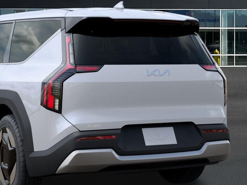 2026 Kia EV9 Light Long Range