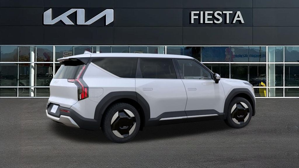 2026 Kia EV9 Light Long Range