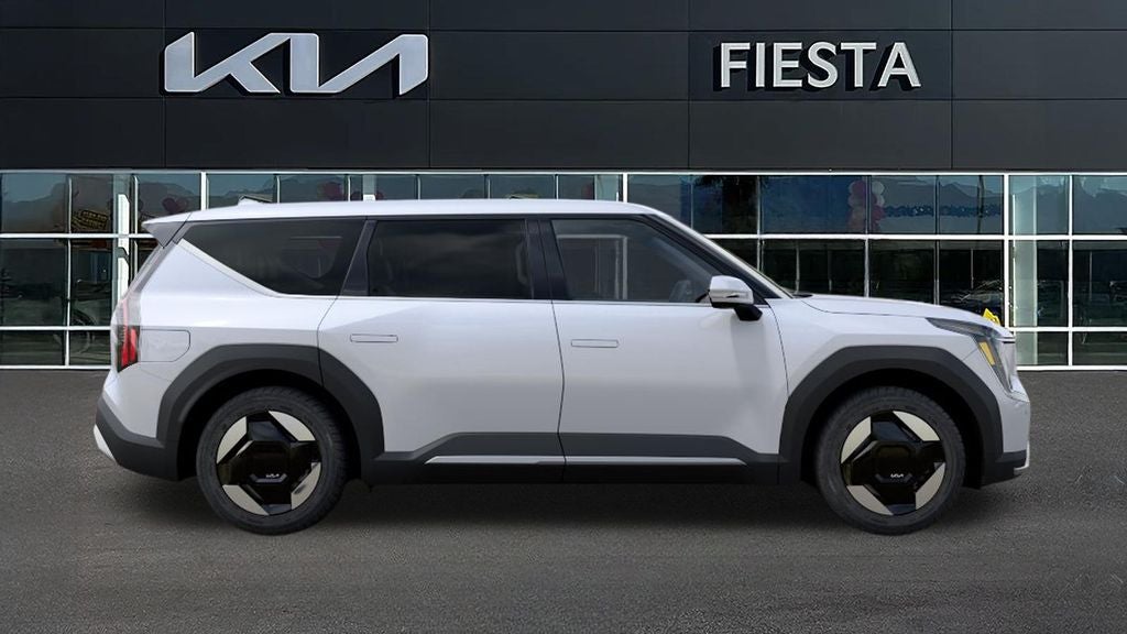 2026 Kia EV9 Light Long Range
