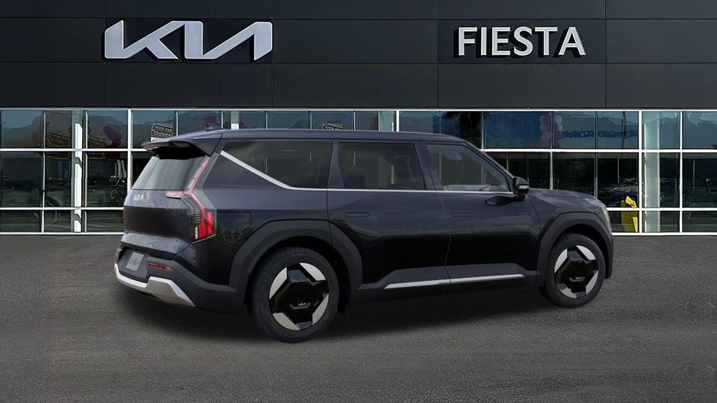 2026 Kia EV9 Light Long Range