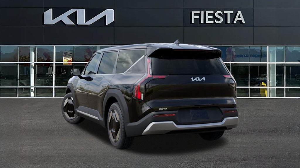 2026 Kia EV9 Light Long Range