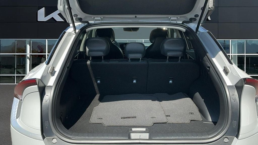 2025 Kia EV6 Light