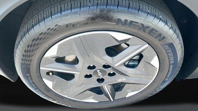 2025 Kia EV6 Light