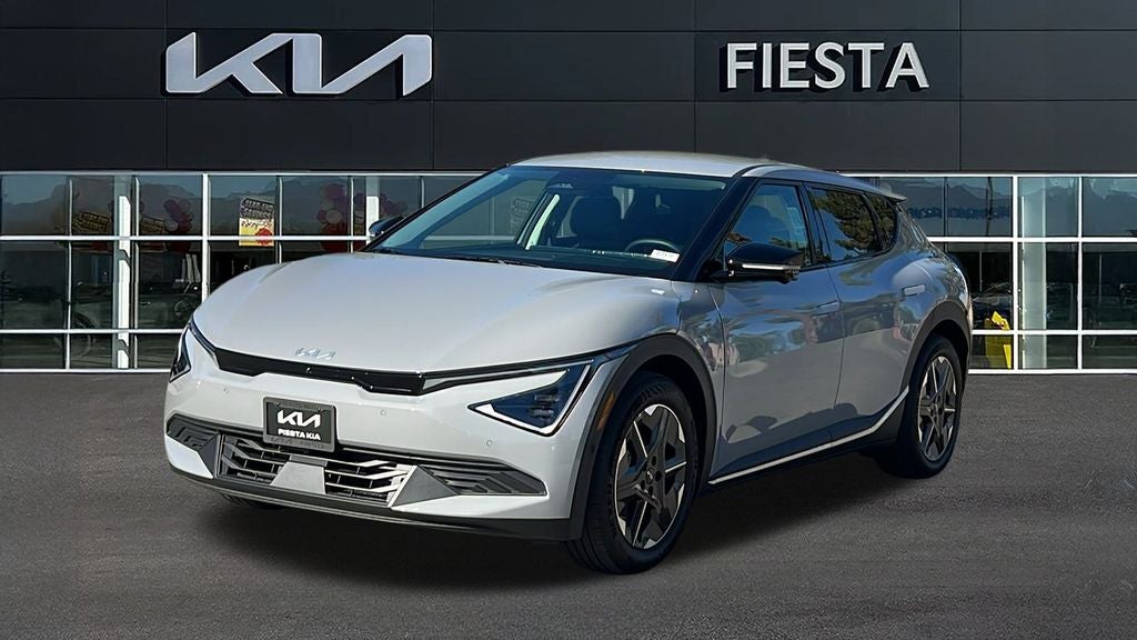 2025 Kia EV6 Light