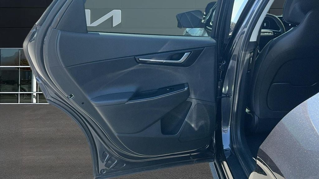 2025 Kia EV6 Wind